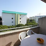 Peaceful On The Coast Of * Бібіоне