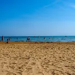 Peaceful On The Coast Of Appartement