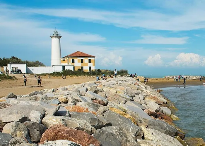 Peaceful On The Coast Of Apartment